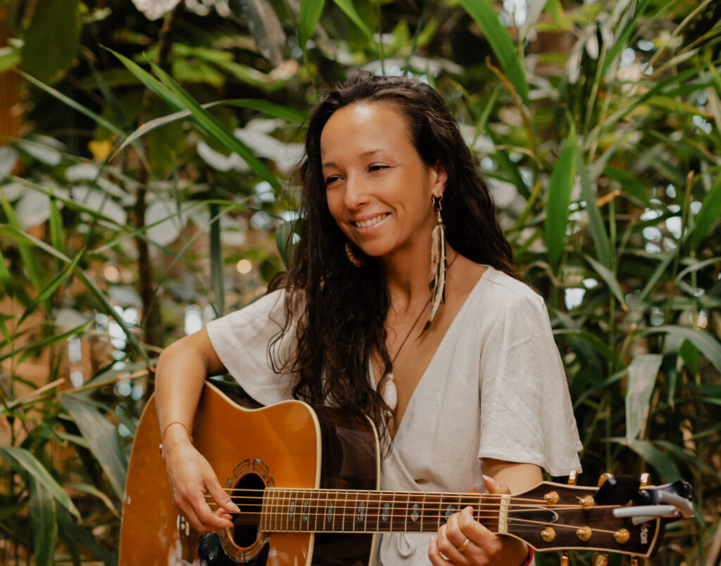 Patricia Pattinama Singer Songwriter